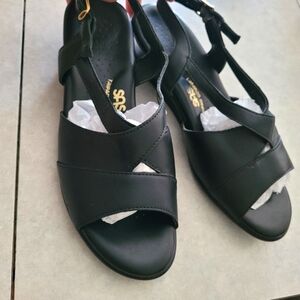 SAS Thipad Comfort Black Sandles